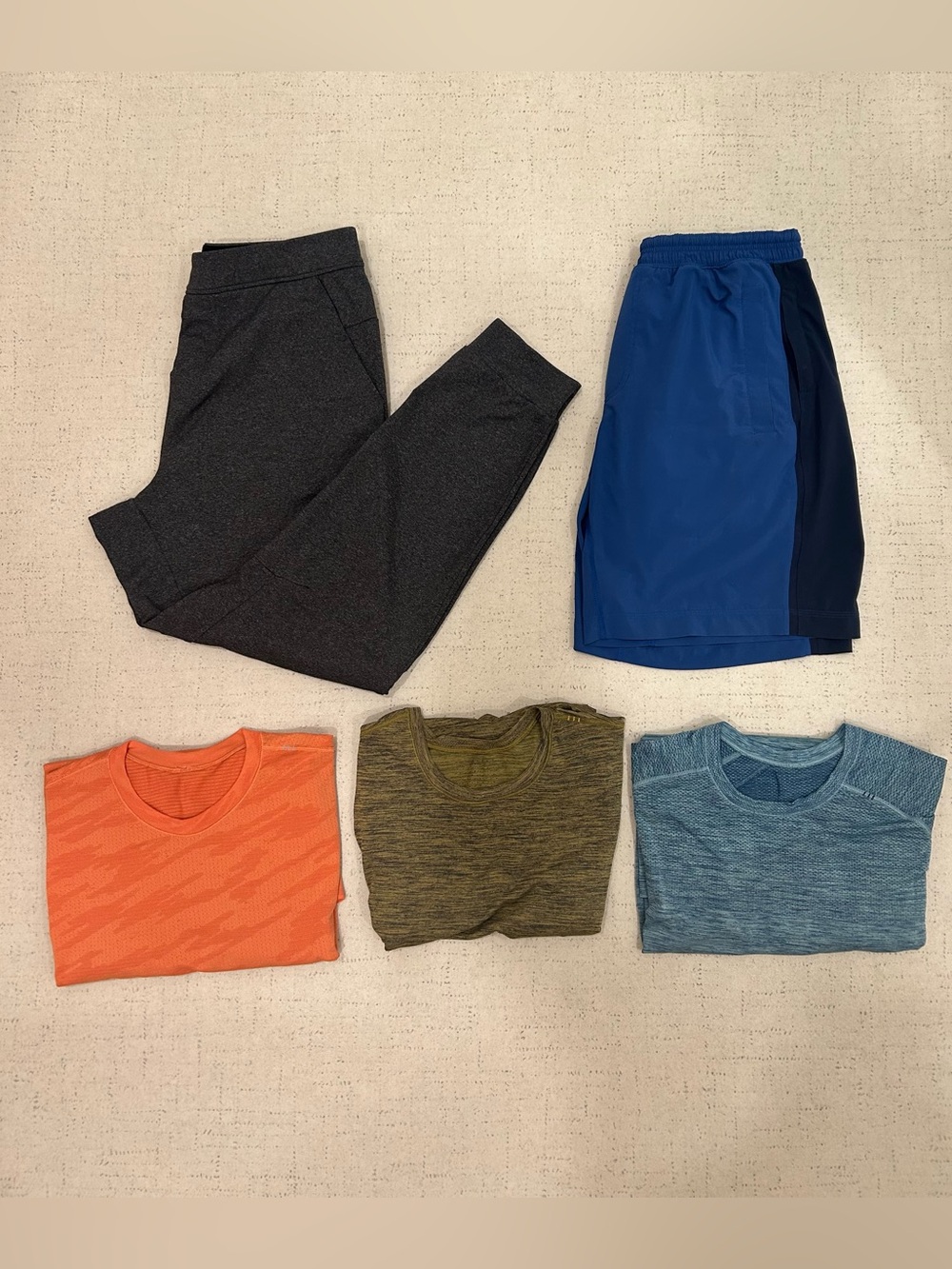 Men’s Large Lululemon Bundle - Sweatpants, Shorts, Long and Short Sleeve Shirts